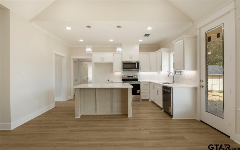 501 County Road 330, Tyler, TX 75708, 3 Habitaciones Habitaciones , ,2 BañosBaños,Residential,En Venta,501 County Road 330,0,25013200