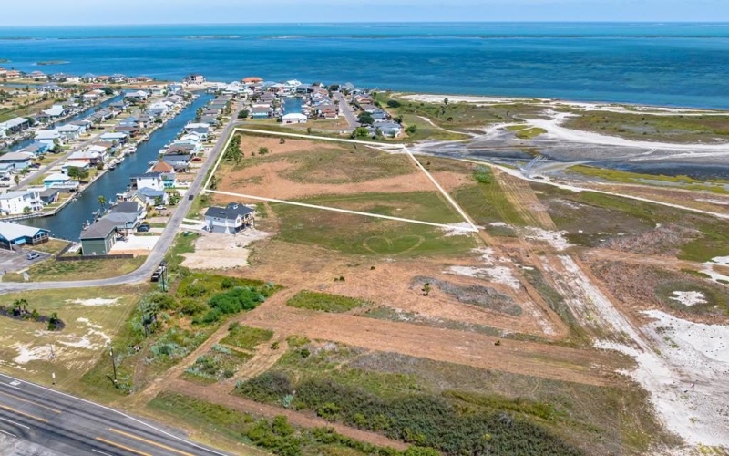 113 Port St Claire, Aransas Pass, TX 73336, 3 Habitaciones Habitaciones , ,2 BañosBaños,Residential,En Venta,113 Port St Claire,0,148710