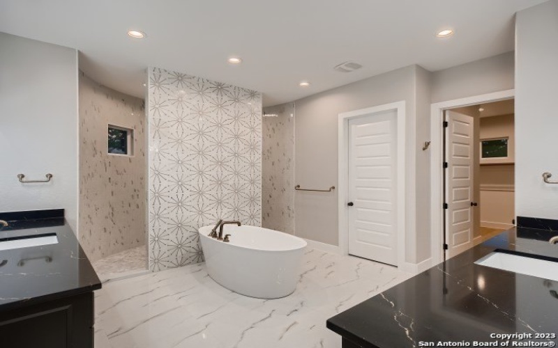 208 River Ridge, Boerne, TX 78006, 4 Bedrooms Bedrooms, ,3 BathroomsBathrooms,Residential,For Sale,208 River Ridge,0,1897144