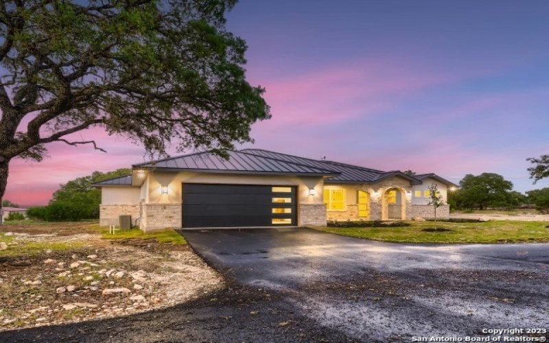 208 River Ridge, Boerne, TX 78006, 4 Bedrooms Bedrooms, ,3 BathroomsBathrooms,Residential,For Sale,208 River Ridge,0,1897144