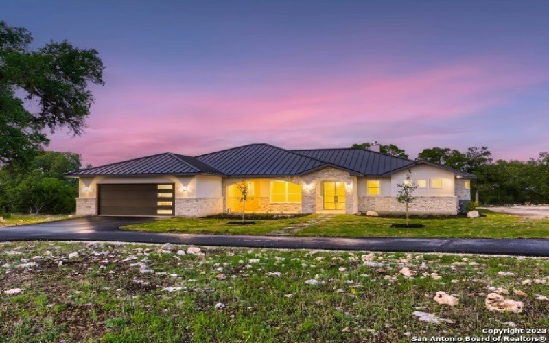 208 River Ridge, Boerne, TX 78006, 4 Bedrooms Bedrooms, ,3 BathroomsBathrooms,Residential,For Sale,208 River Ridge,0,1897144
