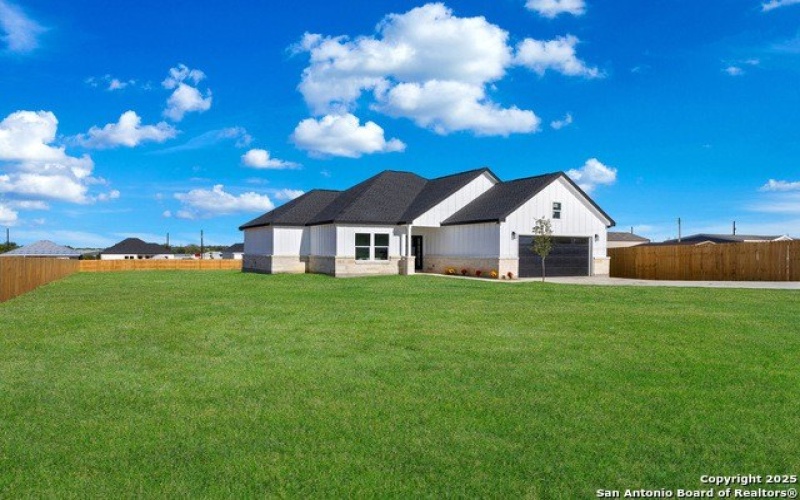 17114 laguna seca, Atascosa, TX 78002, 3 Bedrooms Bedrooms, ,2 BathroomsBathrooms,Residential,For Sale,17114 laguna seca,0,1897194