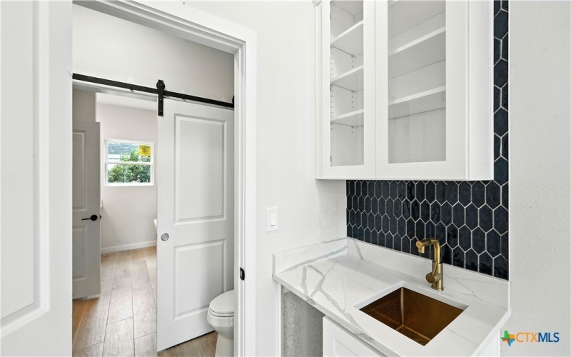 265 School Avenue, New Braunfels, TX 78130, 2 Habitaciones Habitaciones , ,2 BañosBaños,Residential,En Venta,265 School Avenue,0,591371