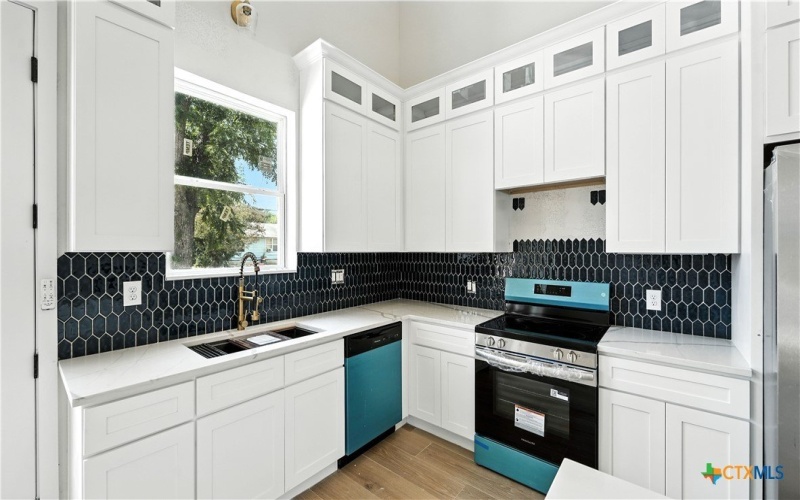 265 School Avenue, New Braunfels, TX 78130, 2 Habitaciones Habitaciones , ,2 BañosBaños,Residential,En Venta,265 School Avenue,0,591371