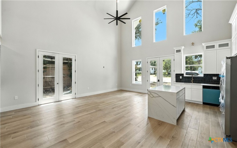 265 School Avenue, New Braunfels, TX 78130, 2 Habitaciones Habitaciones , ,2 BañosBaños,Residential,En Venta,265 School Avenue,0,591371