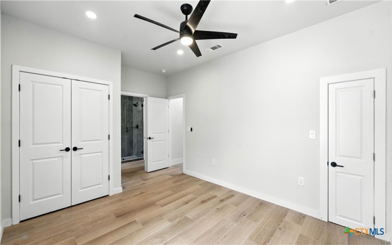 265 School Avenue, New Braunfels, TX 78130, 2 Habitaciones Habitaciones , ,2 BañosBaños,Residential,En Venta,265 School Avenue,0,591371
