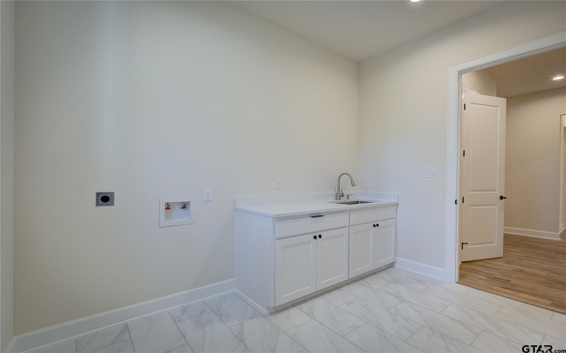 543 Private Road 6305, Mineola, TX 75773, 4 Habitaciones Habitaciones , ,3 BañosBaños,Residential,En Venta,543 Private Road 6305,0,25013201