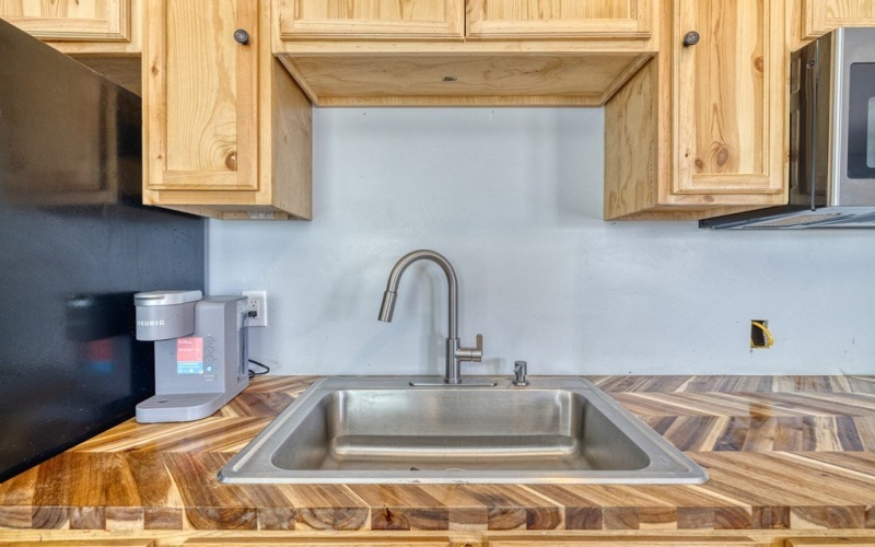 136 Cardinal Dr, Camp Wood, TX 78833, 4 Bedrooms Bedrooms, ,3 BathroomsBathrooms,Residential,For Sale,136 Cardinal Dr,0,120167