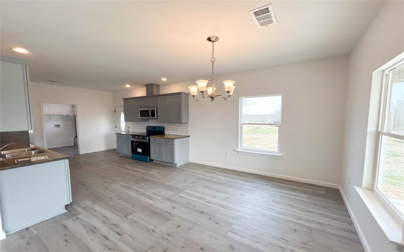 6891 SW County Road 0021, Corsicana, TX 75110, 3 Bedrooms Bedrooms, ,2 BathroomsBathrooms,Residential,For Sale,6891 SW County Road 0021,0,21031371
