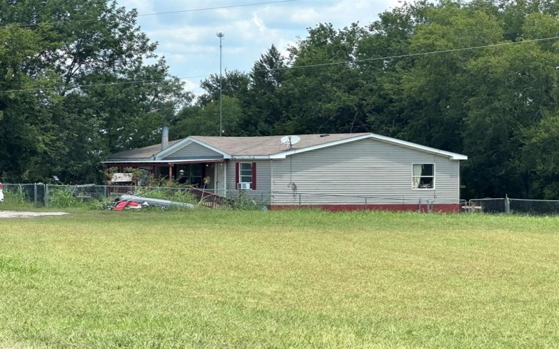 6891 SW County Road 0021, Corsicana, TX 75110, 3 Bedrooms Bedrooms, ,2 BathroomsBathrooms,Residential,For Sale,6891 SW County Road 0021,0,21031371