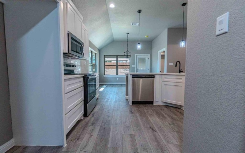 5806 N Lakeside Hills Court, Granbury, TX 76048, 3 Habitaciones Habitaciones , ,2 BañosBaños,Residential,En Venta,5806 N Lakeside Hills Court,0,21037706
