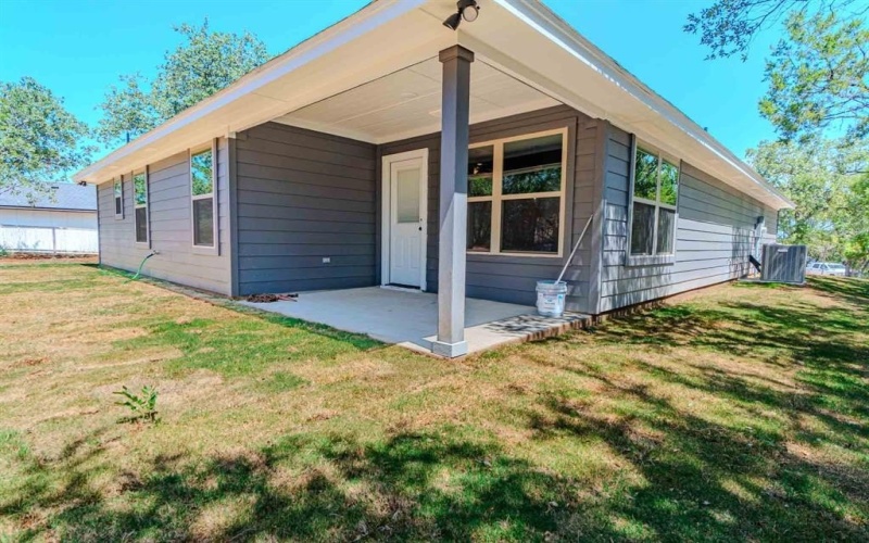 5806 N Lakeside Hills Court, Granbury, TX 76048, 3 Habitaciones Habitaciones , ,2 BañosBaños,Residential,En Venta,5806 N Lakeside Hills Court,0,21037706