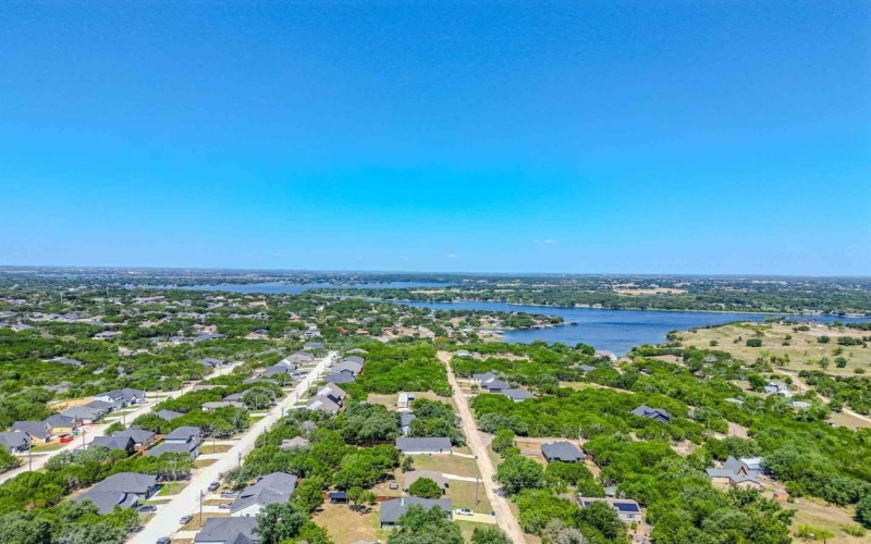 5806 N Lakeside Hills Court, Granbury, TX 76048, 3 Habitaciones Habitaciones , ,2 BañosBaños,Residential,En Venta,5806 N Lakeside Hills Court,0,21037706