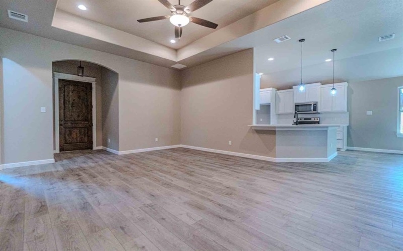 5806 N Lakeside Hills Court, Granbury, TX 76048, 3 Habitaciones Habitaciones , ,2 BañosBaños,Residential,En Venta,5806 N Lakeside Hills Court,0,21037706