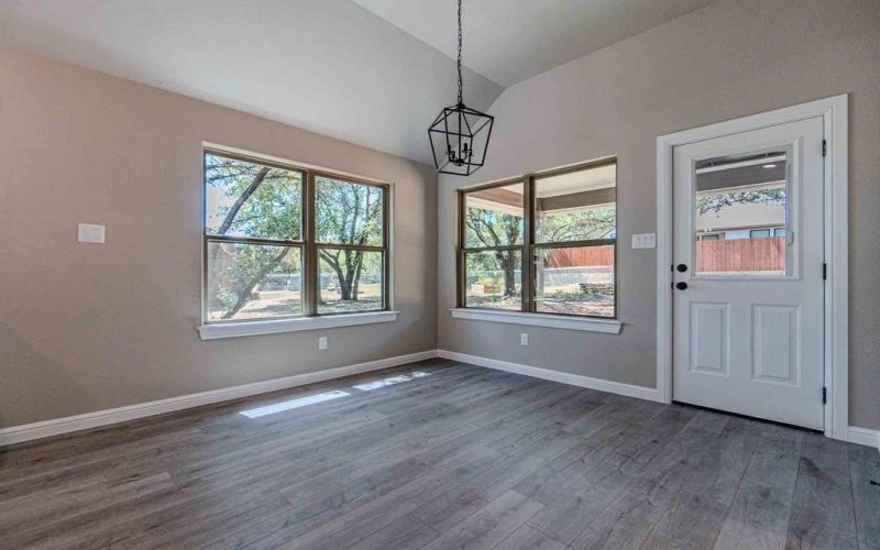 5806 N Lakeside Hills Court, Granbury, TX 76048, 3 Habitaciones Habitaciones , ,2 BañosBaños,Residential,En Venta,5806 N Lakeside Hills Court,0,21037706