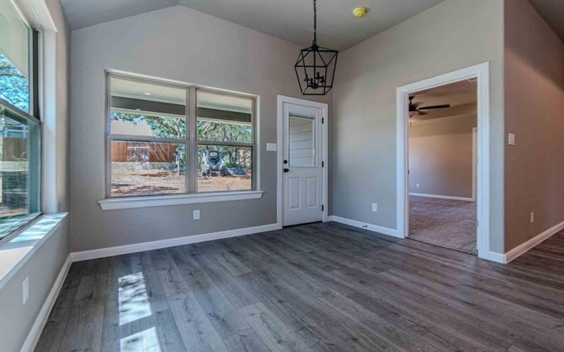 5806 N Lakeside Hills Court, Granbury, TX 76048, 3 Habitaciones Habitaciones , ,2 BañosBaños,Residential,En Venta,5806 N Lakeside Hills Court,0,21037706