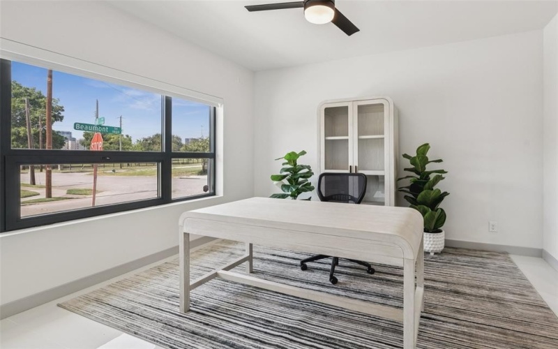 1880 Beaumont Street, Dallas, TX 75215, 4 Habitaciones Habitaciones , ,5 BañosBaños,Residential,En Venta,1880 Beaumont Street,0,21043858