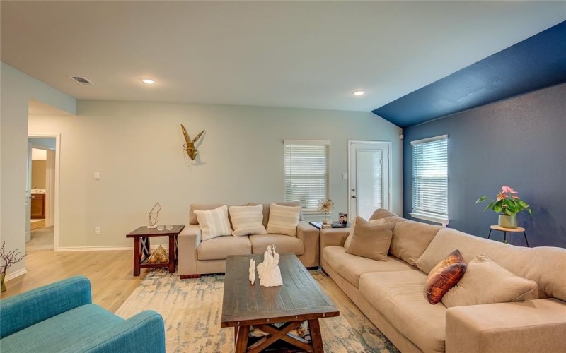 2320 Peregrine Way, Crandall, TX 75114, 4 Bedrooms Bedrooms, ,3 BathroomsBathrooms,Residential,For Sale,2320 Peregrine Way,0,21046349