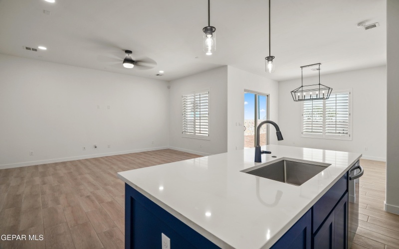 15140 Destination Avenue, El Paso, TX 79938, 3 Habitaciones Habitaciones , ,2 BañosBaños,Residential,En Venta,15140 Destination Avenue,918558