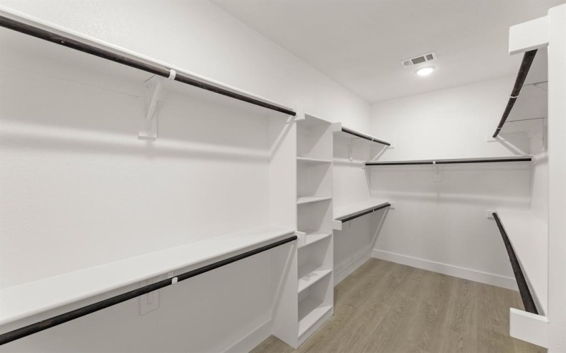 1617 Whisperwood, Midlothian, TX 76065, 5 Bedrooms Bedrooms, ,5 BathroomsBathrooms,Residential,For Sale,1617 Whisperwood,0,21047370