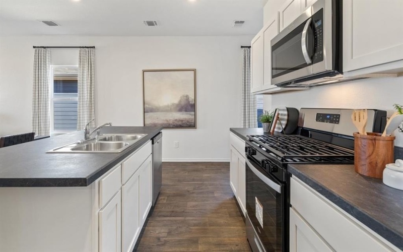 2838 Whispering Pines Way, Arlington, TX 76015, 3 Habitaciones Habitaciones , ,2 BañosBaños,Residential,En Venta,2838 Whispering Pines Way,0,21047523