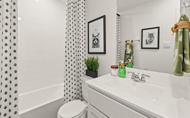 2838 Whispering Pines Way, Arlington, TX 76015, 3 Habitaciones Habitaciones , ,2 BañosBaños,Residential,En Venta,2838 Whispering Pines Way,0,21047523