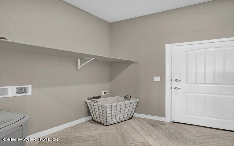 3849 Bubble Place, El Paso, TX 79938, 5 Bedrooms Bedrooms, ,3 BathroomsBathrooms,Residential,For Sale,3849 Bubble Place,917286