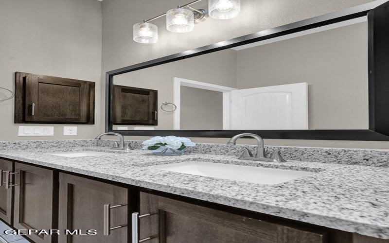 3849 Bubble Place, El Paso, TX 79938, 5 Bedrooms Bedrooms, ,3 BathroomsBathrooms,Residential,For Sale,3849 Bubble Place,917286