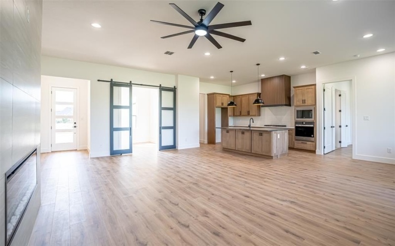 925 Bandon Dunes Drive, Fort Worth, TX 76028, 3 Bedrooms Bedrooms, ,2 BathroomsBathrooms,Residential,For Sale,925 Bandon Dunes Drive,0,21047543