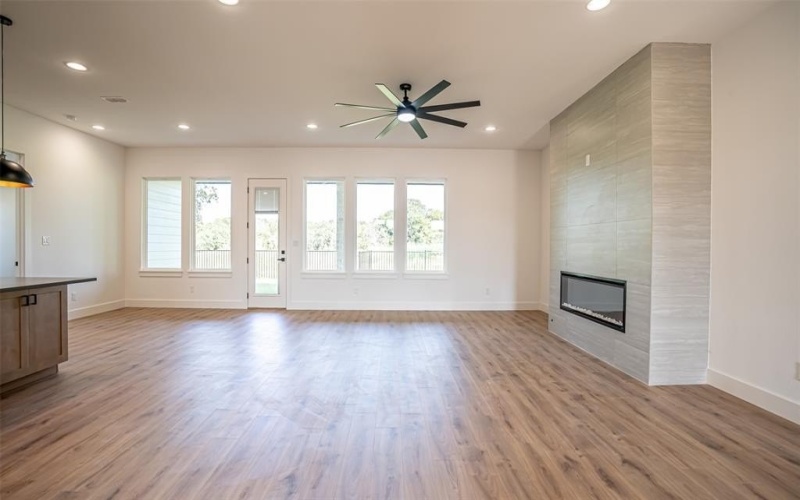 925 Bandon Dunes Drive, Fort Worth, TX 76028, 3 Bedrooms Bedrooms, ,2 BathroomsBathrooms,Residential,For Sale,925 Bandon Dunes Drive,0,21047543
