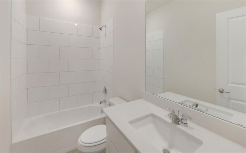 2808 Bluebird Court, Arlington, TX 76015, 4 Habitaciones Habitaciones , ,3 BañosBaños,Residential,En Venta,2808 Bluebird Court,0,21047544