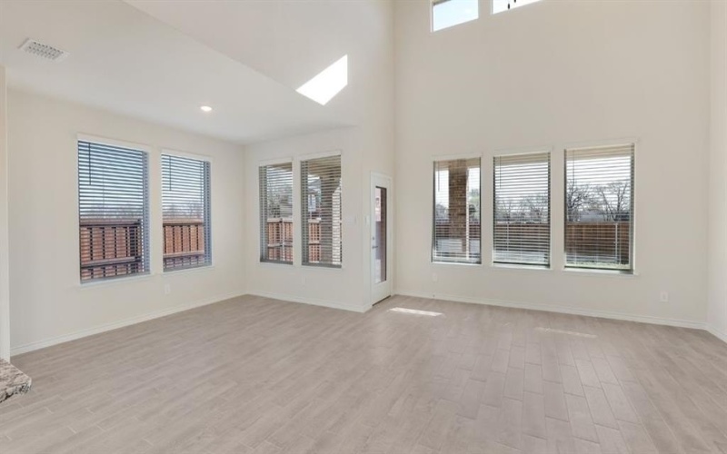 2808 Bluebird Court, Arlington, TX 76015, 4 Habitaciones Habitaciones , ,3 BañosBaños,Residential,En Venta,2808 Bluebird Court,0,21047544