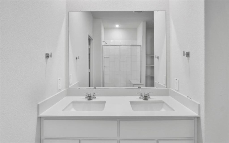 2816 Bluebird Court, Arlington, TX 76015, 4 Habitaciones Habitaciones , ,3 BañosBaños,Residential,En Venta,2816 Bluebird Court,0,21047559