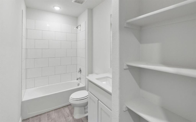 2816 Bluebird Court, Arlington, TX 76015, 4 Habitaciones Habitaciones , ,3 BañosBaños,Residential,En Venta,2816 Bluebird Court,0,21047559