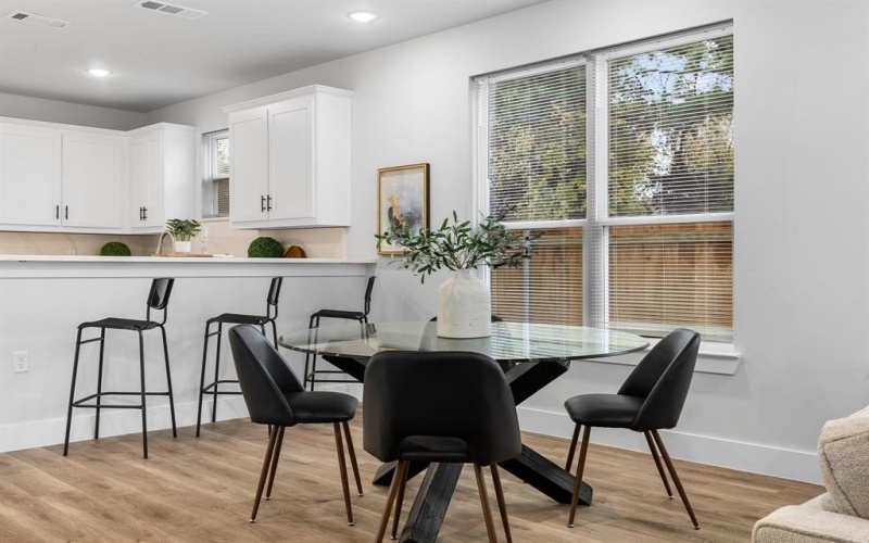 2500 Lowery Street, Dallas, TX 75215, 3 Habitaciones Habitaciones , ,2 BañosBaños,Residential,En Venta,2500 Lowery Street,0,21047583