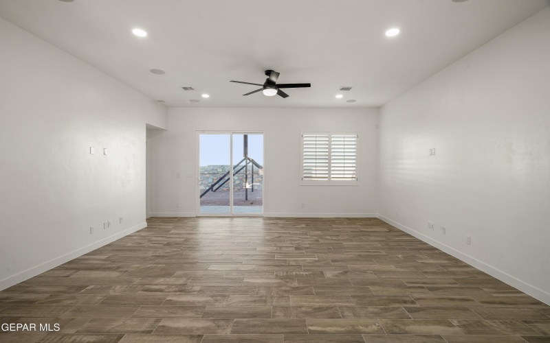 15144 Destination Avenue, El Paso, TX 79938, 3 Bedrooms Bedrooms, ,2 BathroomsBathrooms,Residential,For Sale,15144 Destination Avenue,918559