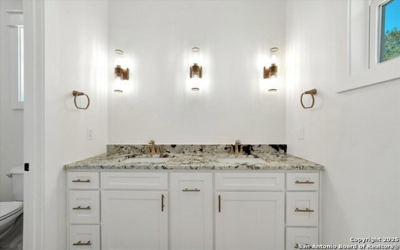 209 Bobby Lynn, Adkins, TX 78101, 4 Bedrooms Bedrooms, ,3 BathroomsBathrooms,Residential,For Sale,209 Bobby Lynn,0,1897255