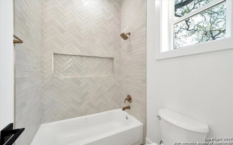 209 Bobby Lynn, Adkins, TX 78101, 4 Bedrooms Bedrooms, ,3 BathroomsBathrooms,Residential,For Sale,209 Bobby Lynn,0,1897255