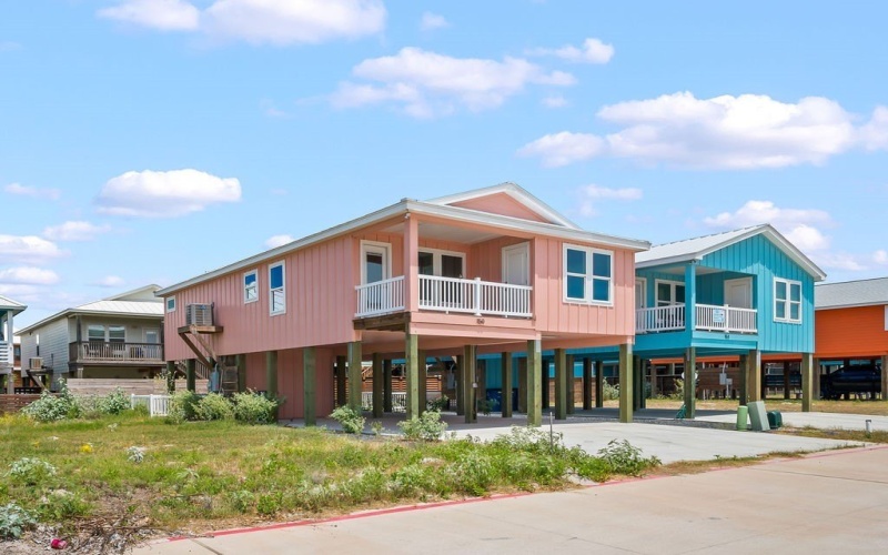 150 Flounder Drive, Port Aransas, TX 78373, 4 Bedrooms Bedrooms, ,3 BathroomsBathrooms,Residential,For Sale,150 Flounder Drive,0,464273