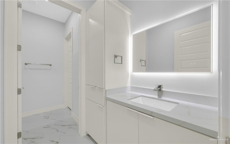 9904 N 24th Street, McAllen, TX 78504, 3 Habitaciones Habitaciones , ,2 BañosBaños,Residential,En Venta,9904 N 24th Street,0,478449
