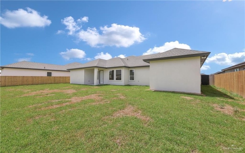 9904 N 24th Street, McAllen, TX 78504, 3 Habitaciones Habitaciones , ,2 BañosBaños,Residential,En Venta,9904 N 24th Street,0,478449