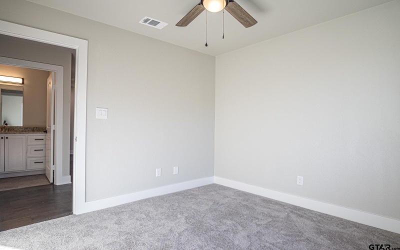 15463 Anna Lane, Lindale, TX 75771, 4 Bedrooms Bedrooms, ,2 BathroomsBathrooms,Residential,For Sale,15463 Anna Lane,0,25013245