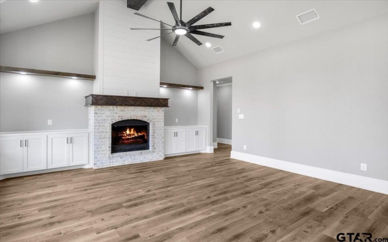 12260 Hackberry Hollow Dr, Tyler, TX 75706, 4 Bedrooms Bedrooms, ,2 BathroomsBathrooms,Residential,For Sale,12260 Hackberry Hollow Dr,0,25013266