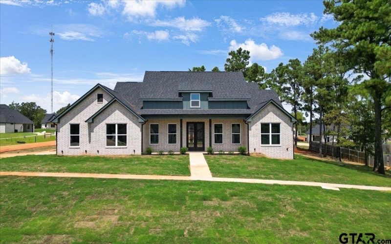 12260 Hackberry Hollow Dr, Tyler, TX 75706, 4 Bedrooms Bedrooms, ,2 BathroomsBathrooms,Residential,For Sale,12260 Hackberry Hollow Dr,0,25013266