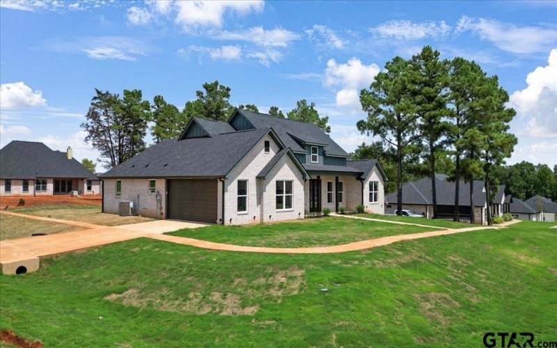 12260 Hackberry Hollow Dr, Tyler, TX 75706, 4 Bedrooms Bedrooms, ,2 BathroomsBathrooms,Residential,For Sale,12260 Hackberry Hollow Dr,0,25013266