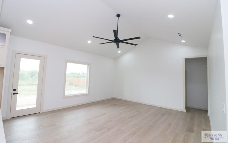 9848 HEIGHTS NORTH, HARLINGEN, TX 78552, 4 Habitaciones Habitaciones , ,3 BañosBaños,Residential,En Venta,9848 HEIGHTS NORTH,0,29768159