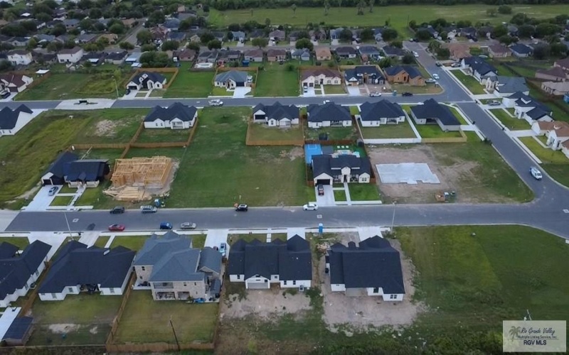 9848 HEIGHTS NORTH, HARLINGEN, TX 78552, 4 Habitaciones Habitaciones , ,3 BañosBaños,Residential,En Venta,9848 HEIGHTS NORTH,0,29768159