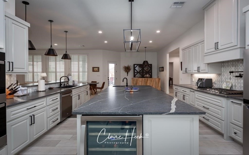 6800 Castle Wood Dr, Midland, TX 79707, 5 Habitaciones Habitaciones , ,3 BañosBaños,Residential,En Venta,6800 Castle Wood Dr,0,50084991