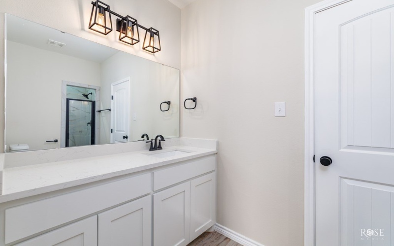 1516 E Harris Ave, San Angelo, TX 76903, 3 Bedrooms Bedrooms, ,2 BathroomsBathrooms,Residential,For Sale,1516 E Harris Ave,0,128889