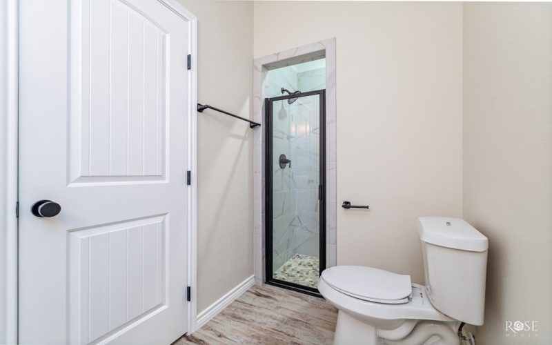 1516 E Harris Ave, San Angelo, TX 76903, 3 Bedrooms Bedrooms, ,2 BathroomsBathrooms,Residential,For Sale,1516 E Harris Ave,0,128889